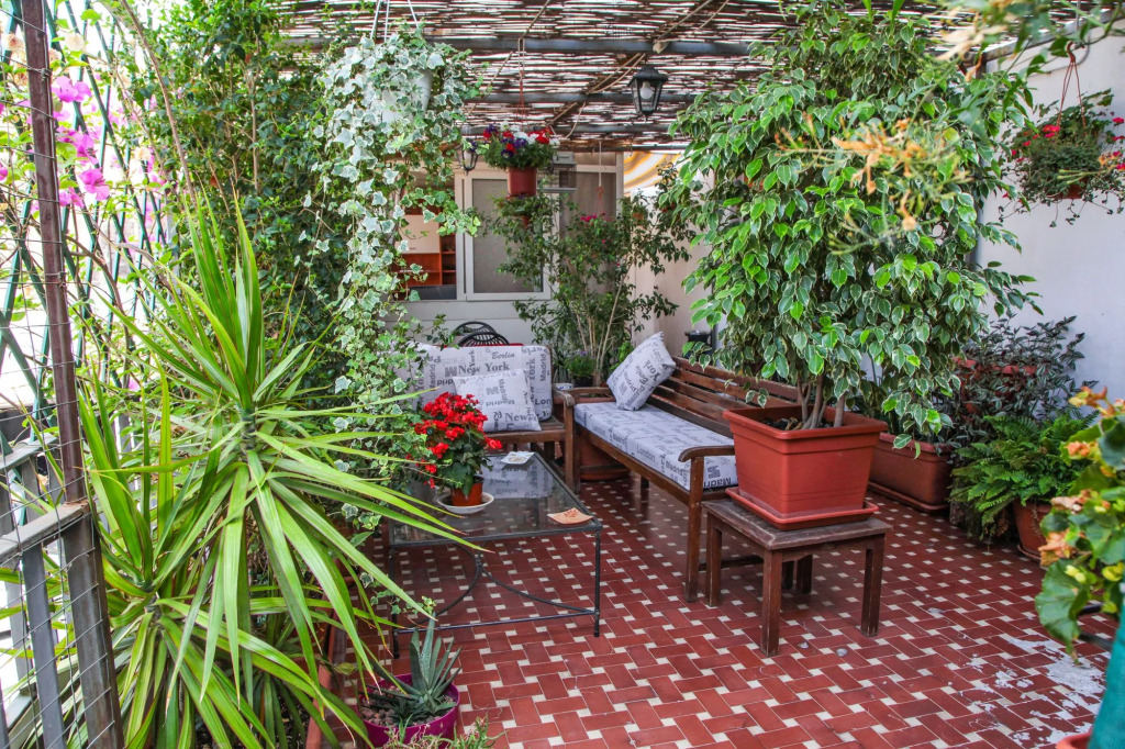 Crispi Rooms