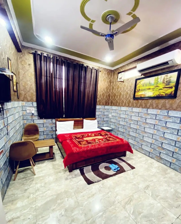 Manali Hotel By GRB