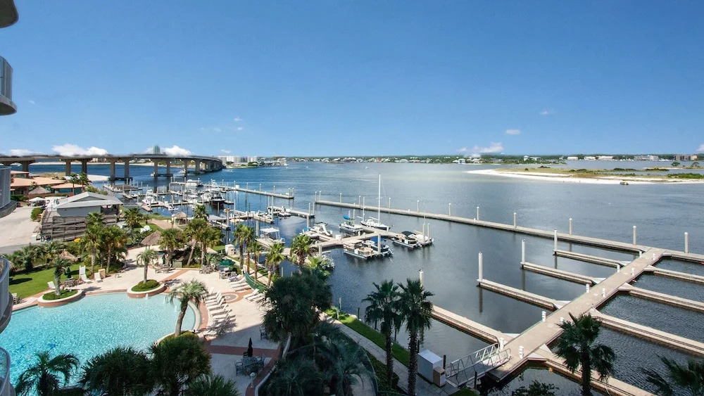 Condo Overlooking the Bay - Unit Crb0503