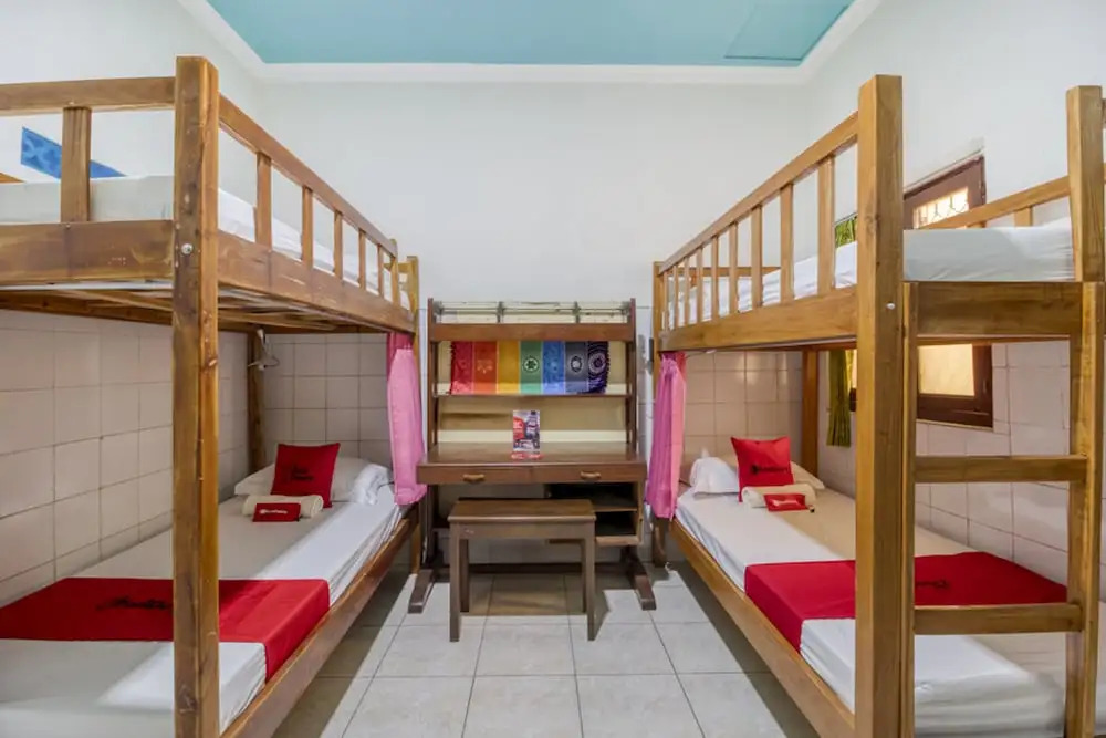 RedDoorz Hostel near Alun Alun Selatan Jogja
