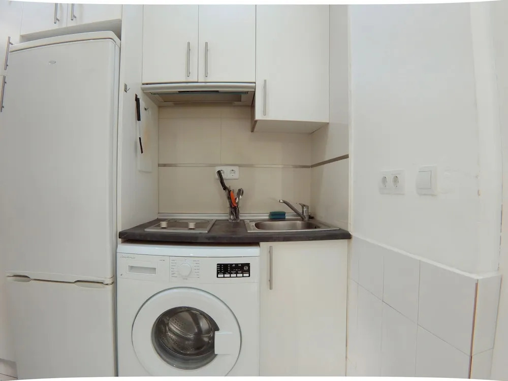 Apartamento de 2 Habitaciones en Puerta del Angel AZ2EXC