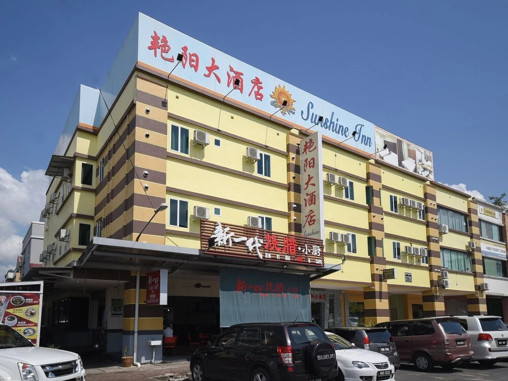 Oyo 43990 Sunshine Inn