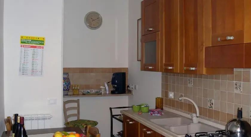 Tra Santi e Poeti Casa Vacanze - Holiday Home