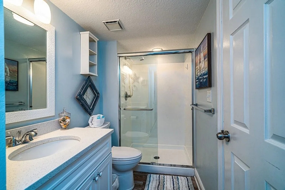 Pelican312 2 Bedroom Condo by RedAwning