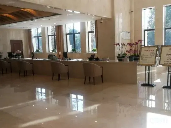 Rongchang Ruier Riverside Hotel (Rongchang Education and Training Center)