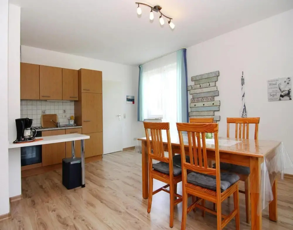 Ferienwohnung, Zemitz