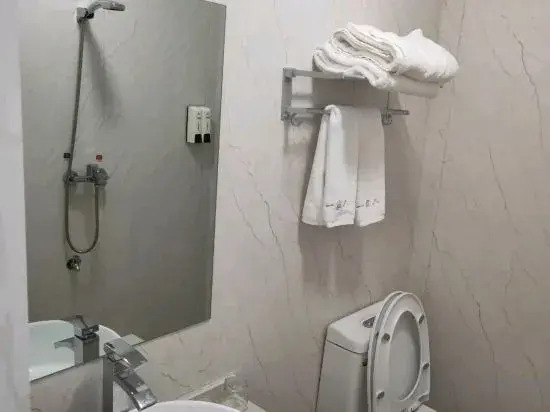 Yanshan Family Hotel