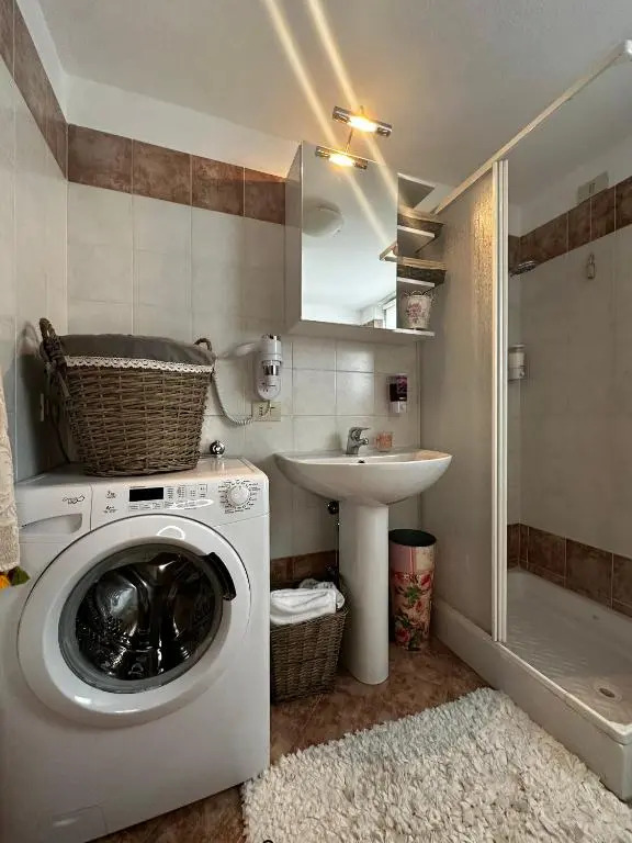 Tevere 20 House