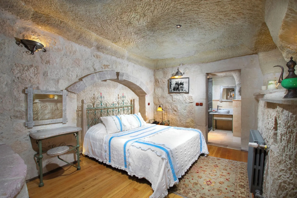 Terra Cave