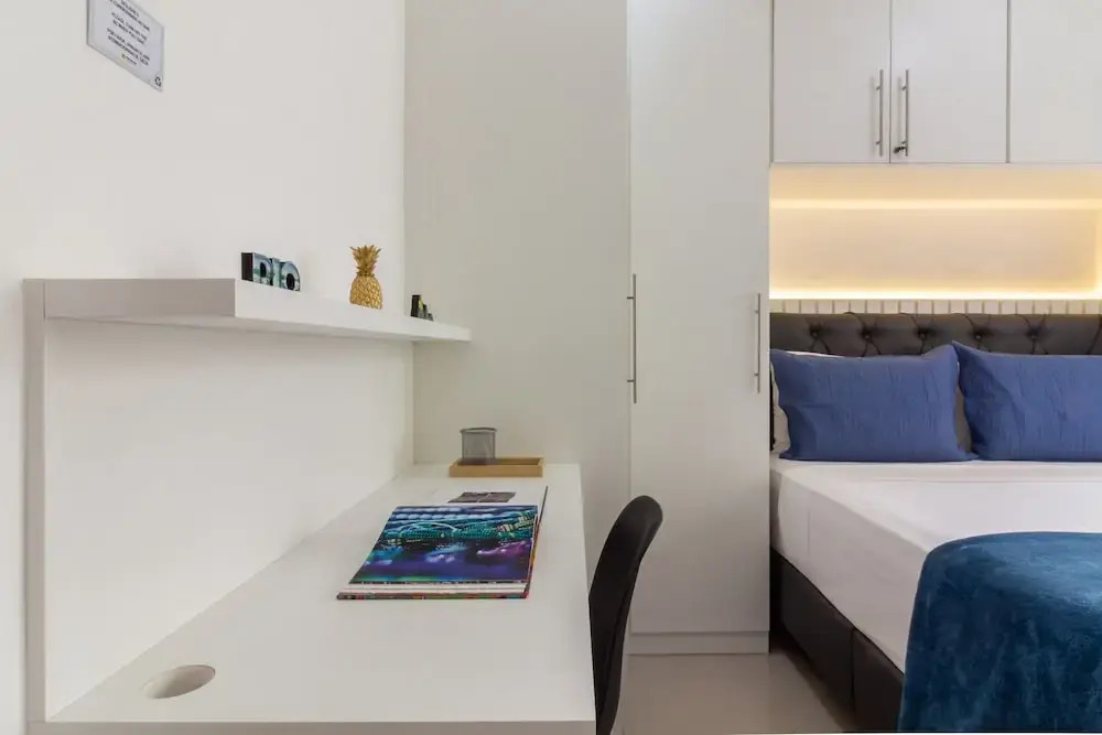 Just a few Steps From Copacabana Beach Pf512