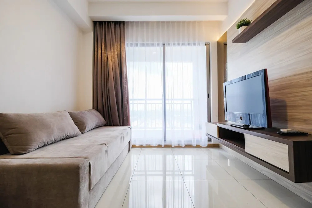 1BR Midtown Signature Apartment with Sofa Bed