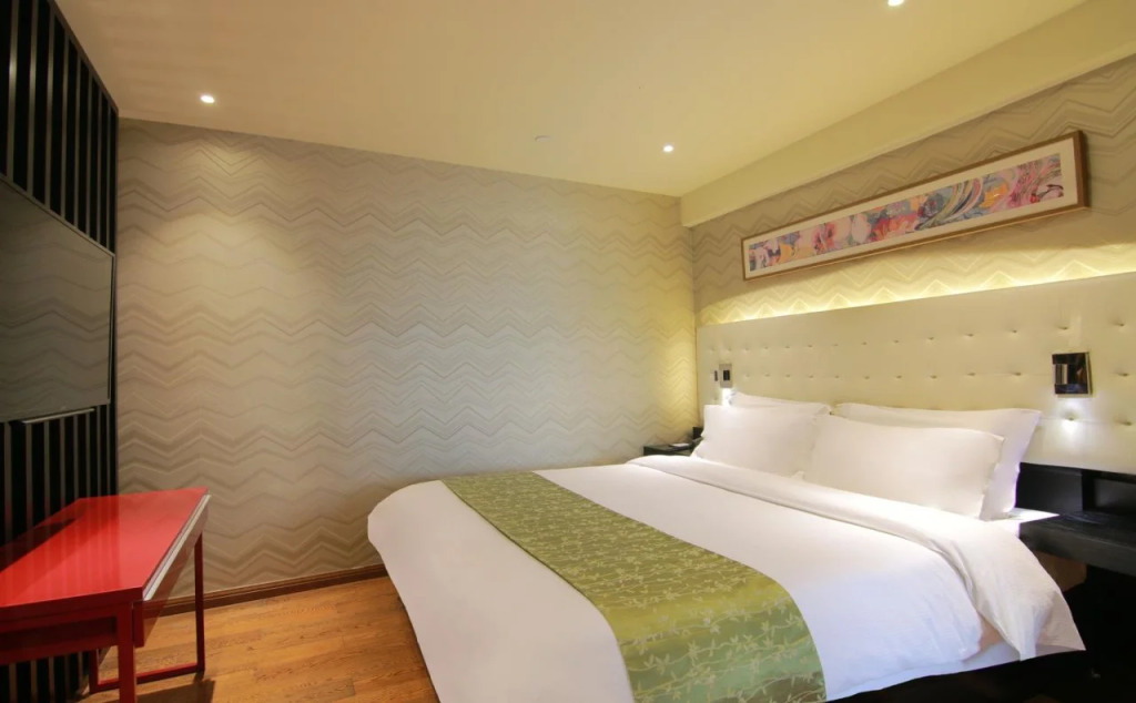Yitel Chuansha Shanghai