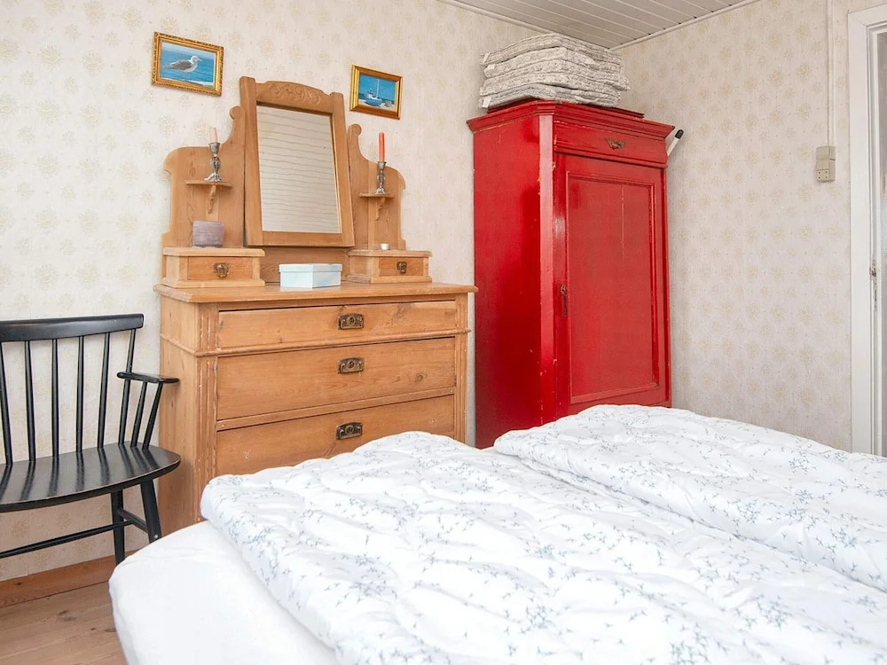 6 person holiday home in Harboøre