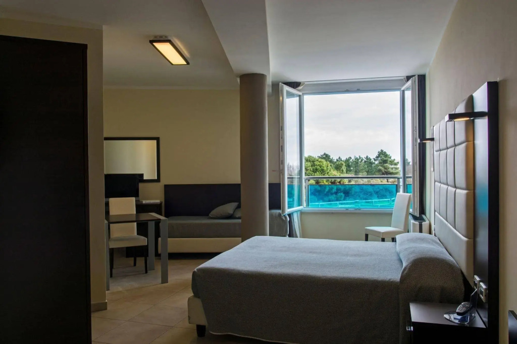 Hotel-Residence- Le Dune Breakfast & private beach included