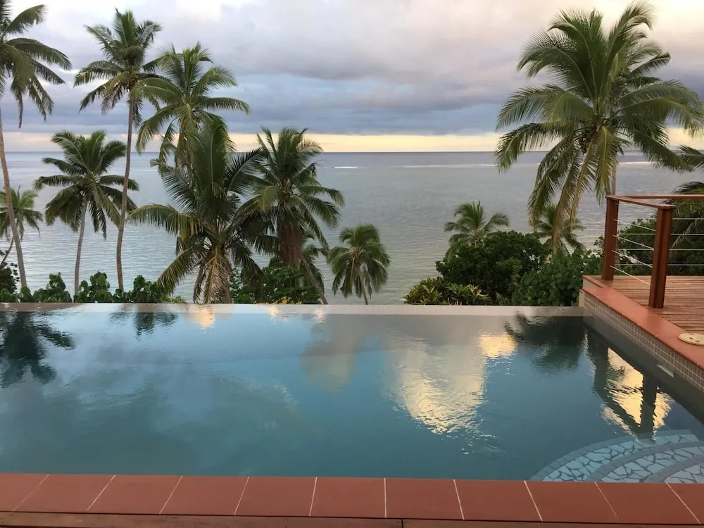 Island Breeze Fiji