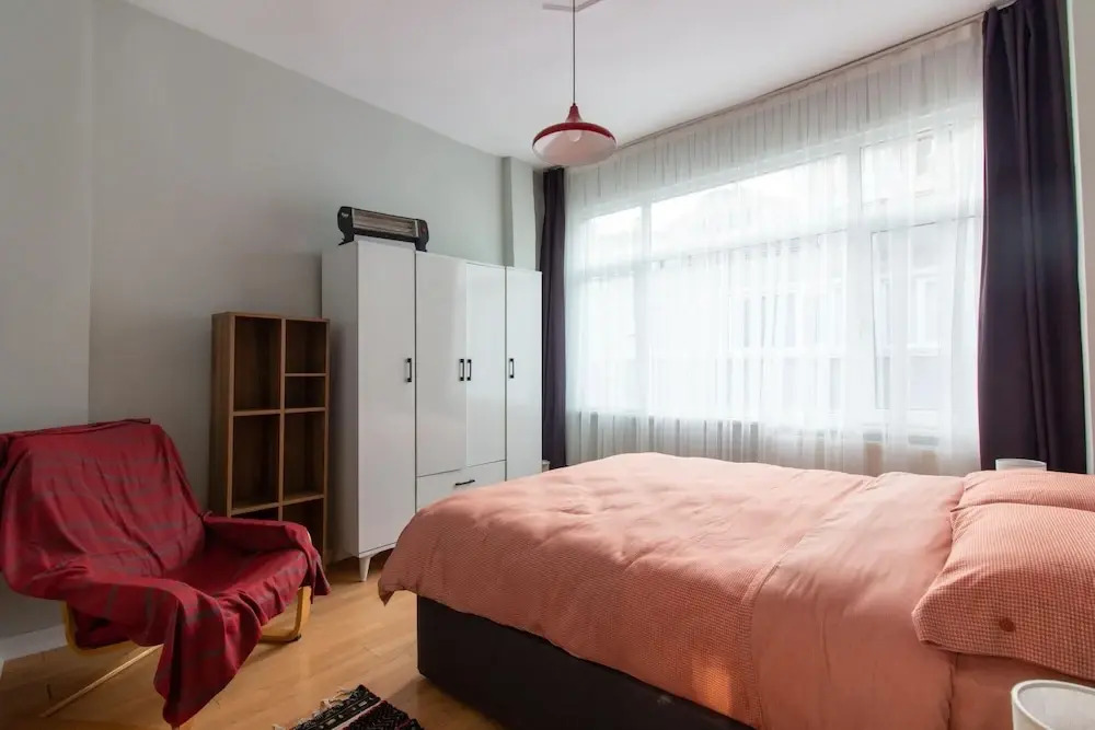 Sleek Flat with Excellent View in Cihangir