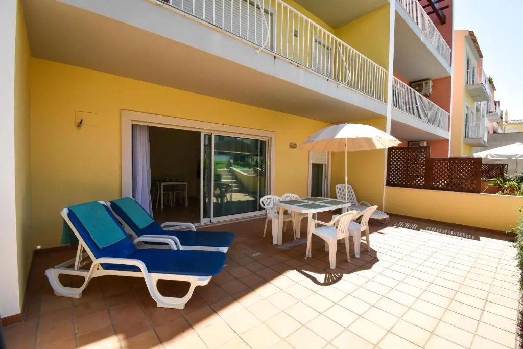Old Village Prestige 102