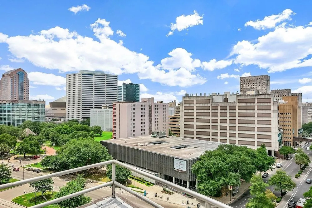 Gorgeous Condos Near French Quarter