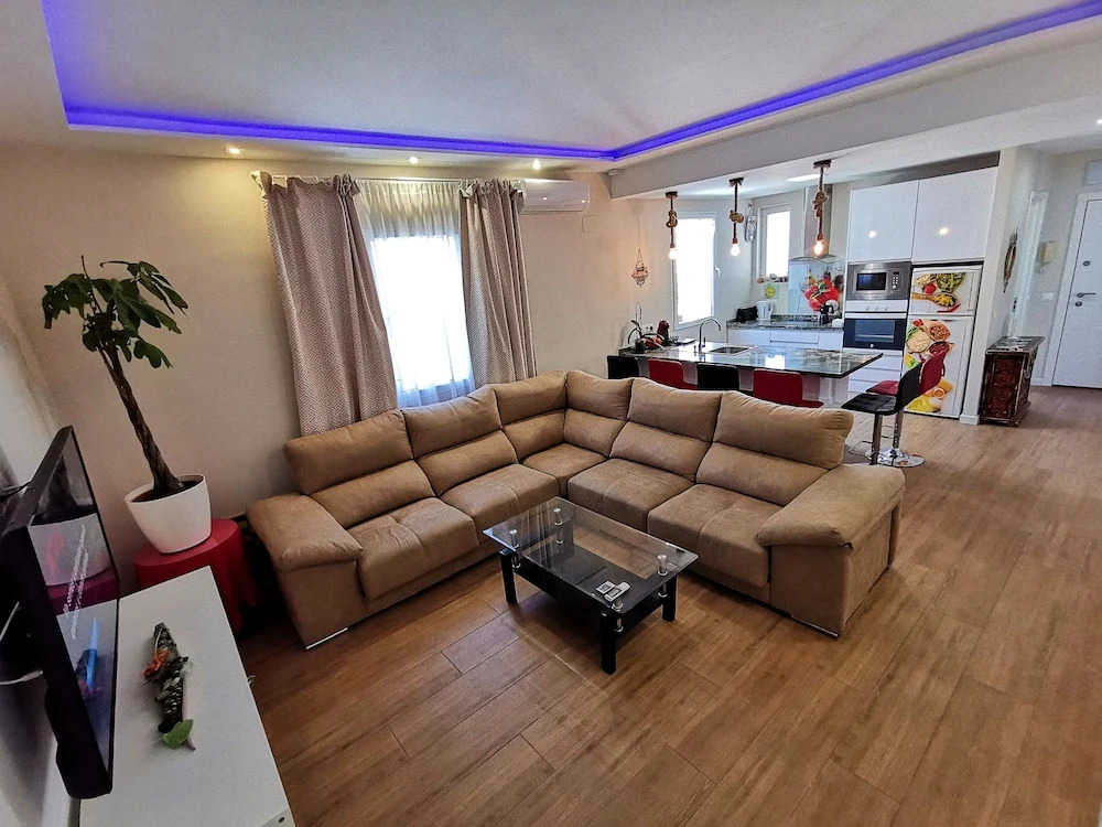 New Flat Close Beach