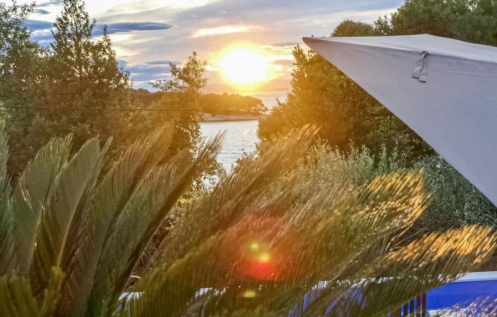 Beautiful Home In Supetar