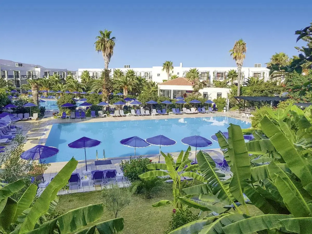 Tigaki Beach Hotel