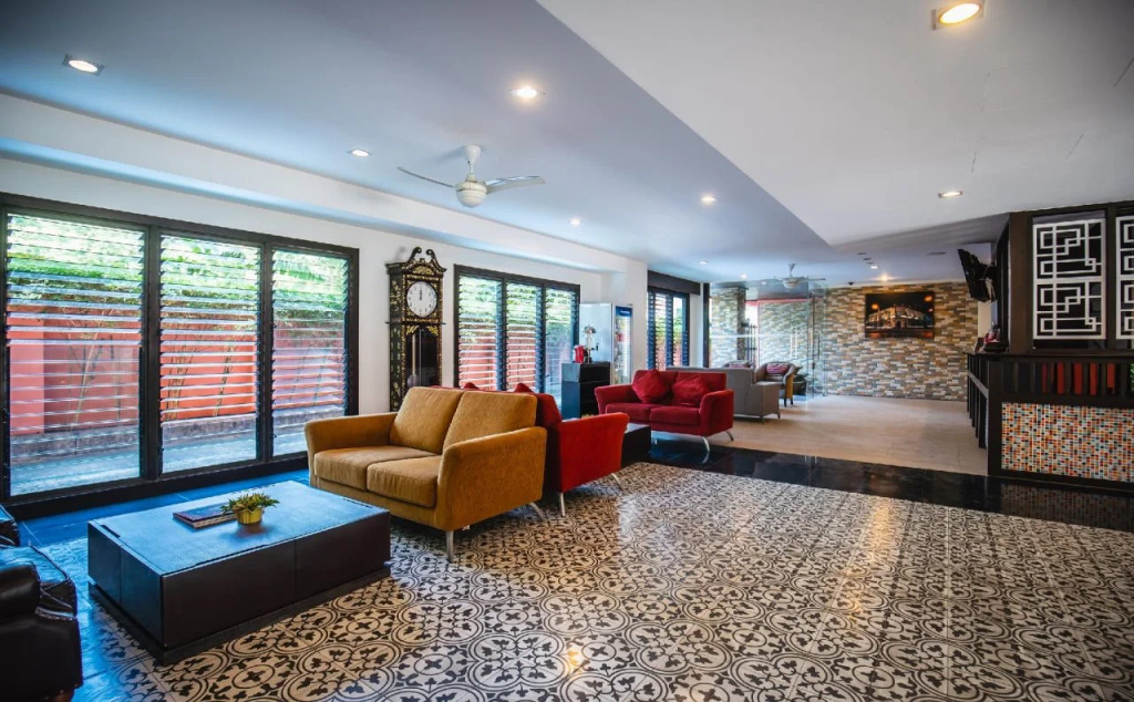 Ratana Hotel Chalong
