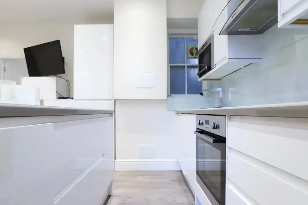 Modern 2 Bedroom Flat Near Baker Street