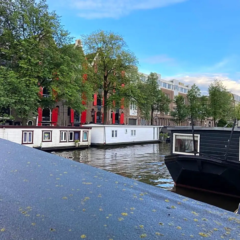 Houseboat Bonnie