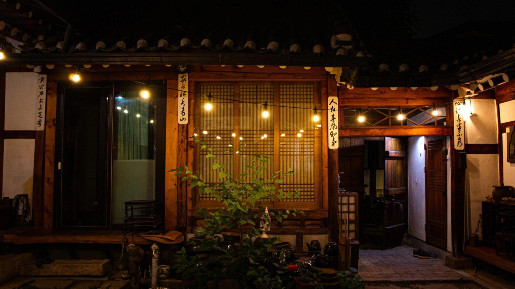 Eugene Hanok Stay
