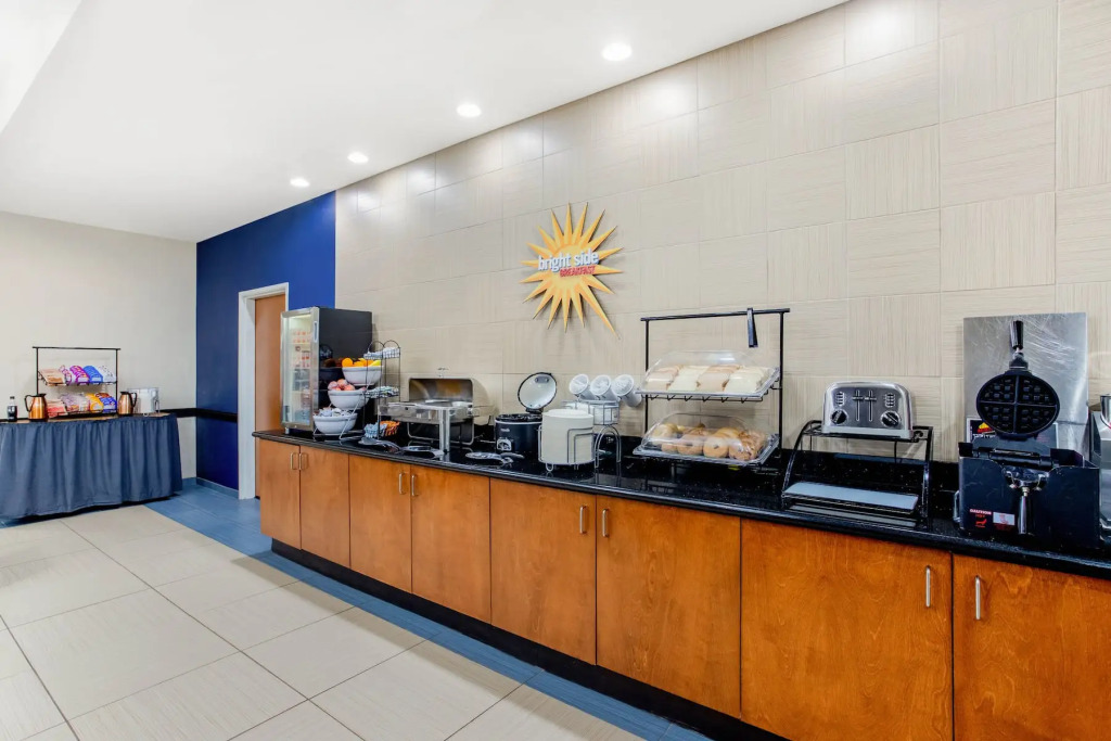 Spark by Hilton Plainfield Indianapolis Airport