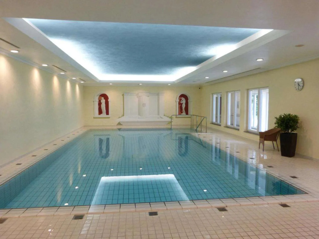 Hotel Roshop