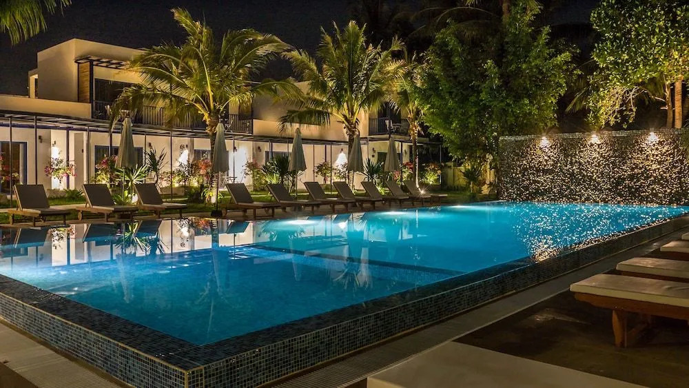 The B Resort