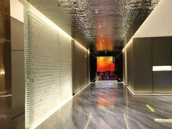 GM Select Hotel