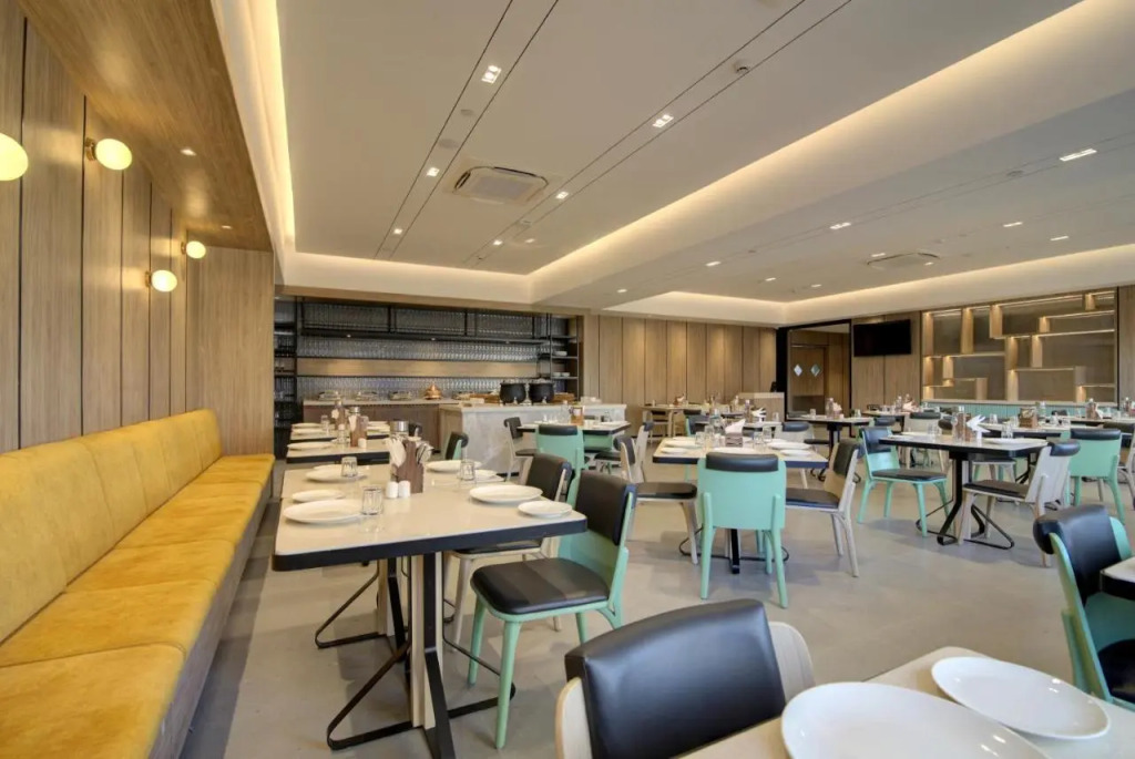 7 Apple Hotel Pratap Nagar