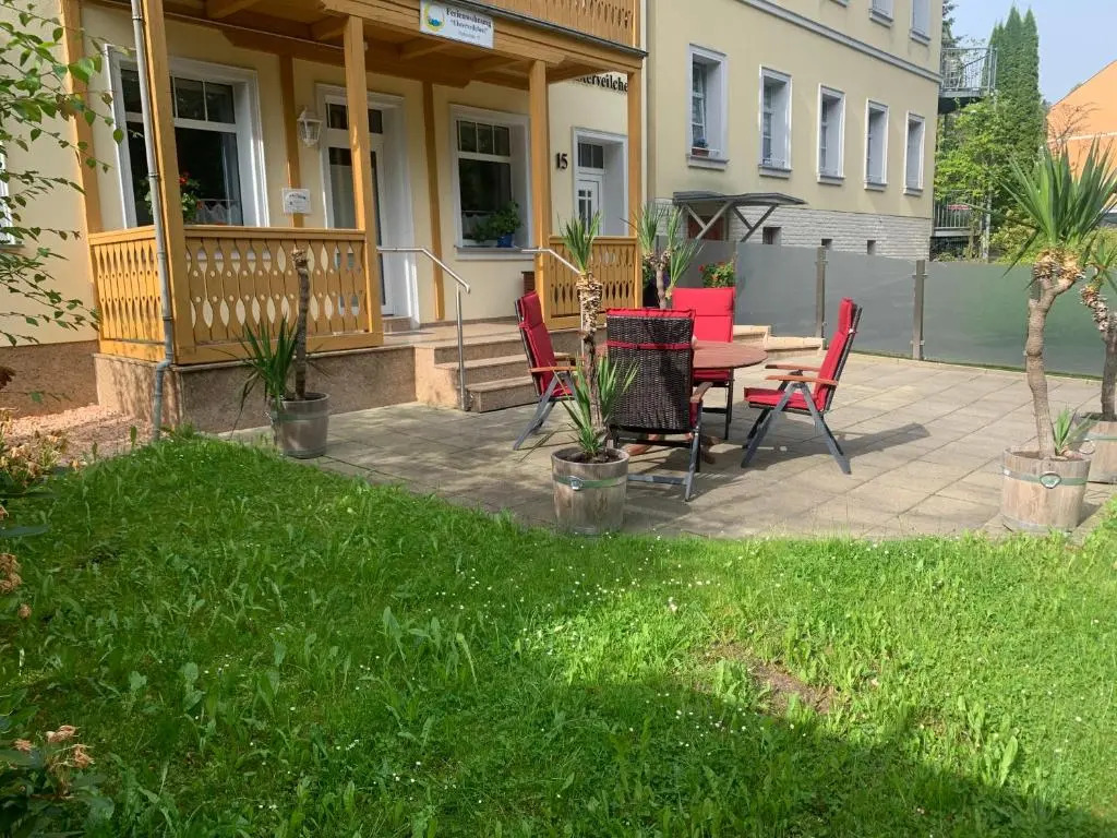 Ferienwohnung Elsterveilchen 100 m bis zur Soletherme und Theater