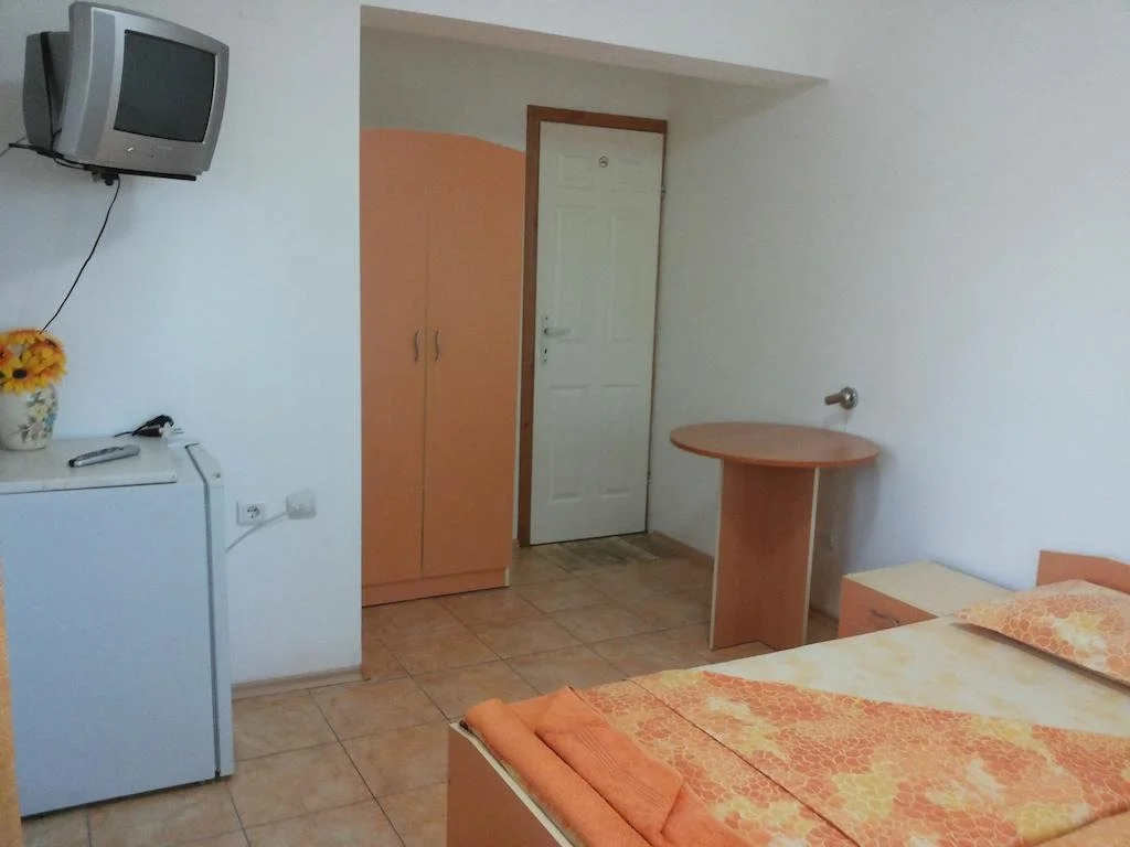 Eleonor Guest House