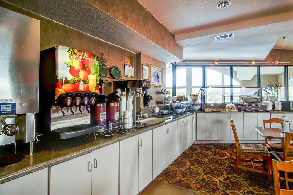 Comfort Suites