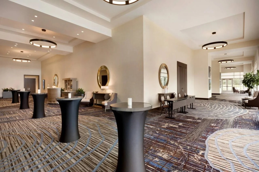 Embassy Suites By Hilton San Antonio Landmark