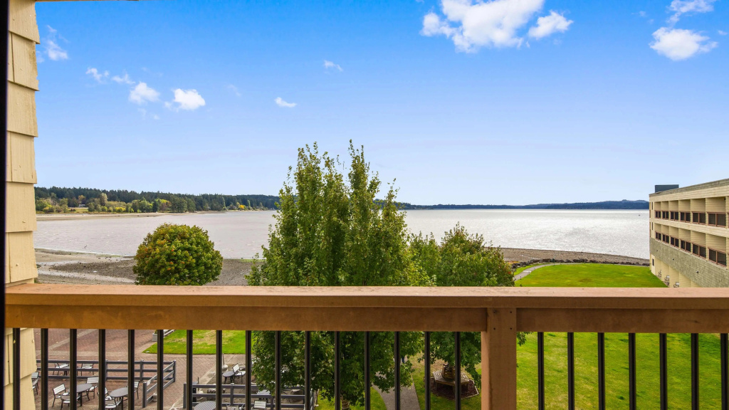 Отель Silverdale Beach
