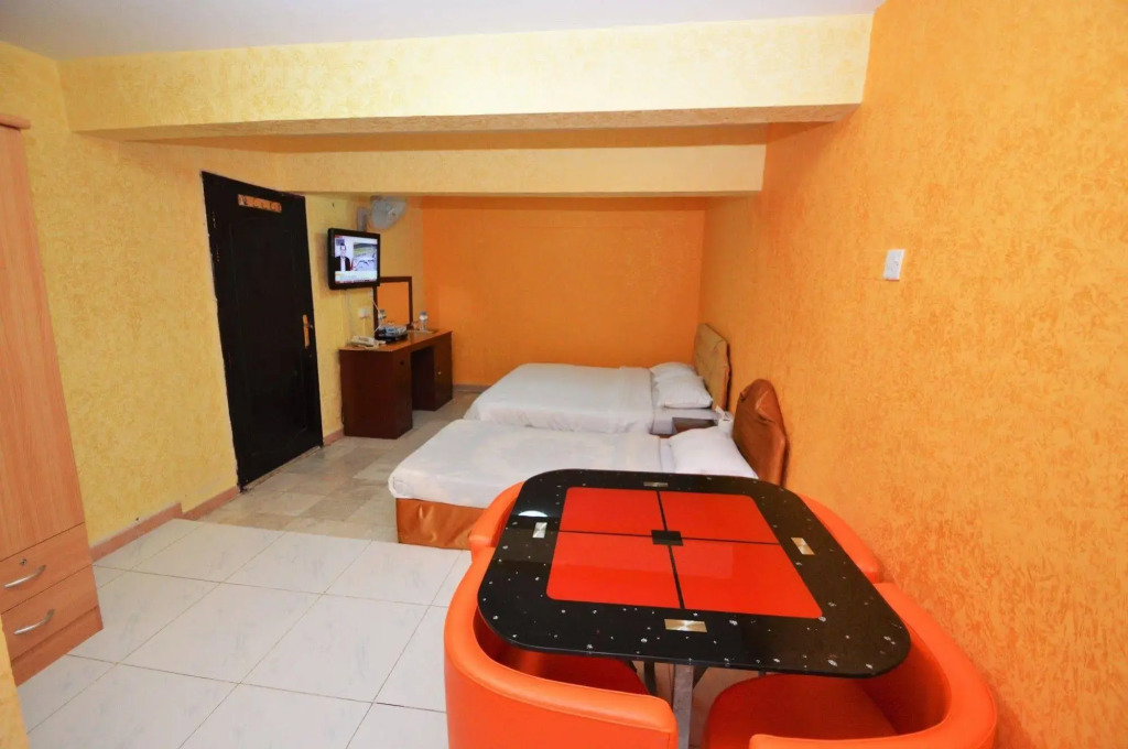 Sur Hotel