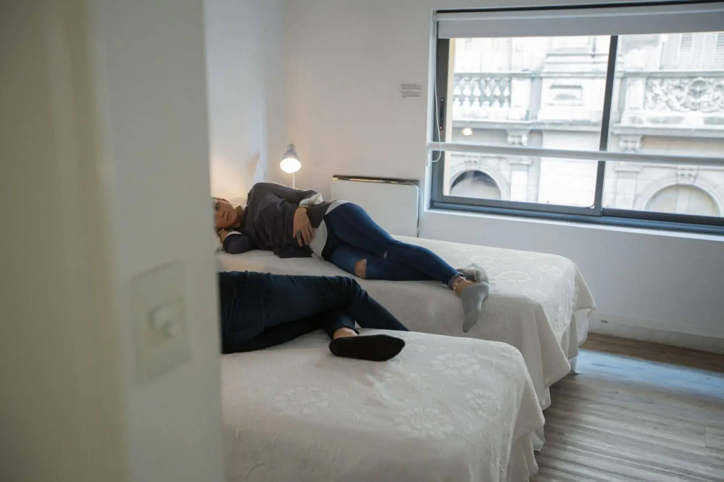 BA Stop Hotel House