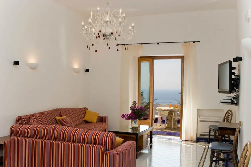 Villa Bijoux - Luxury Villa Sea View