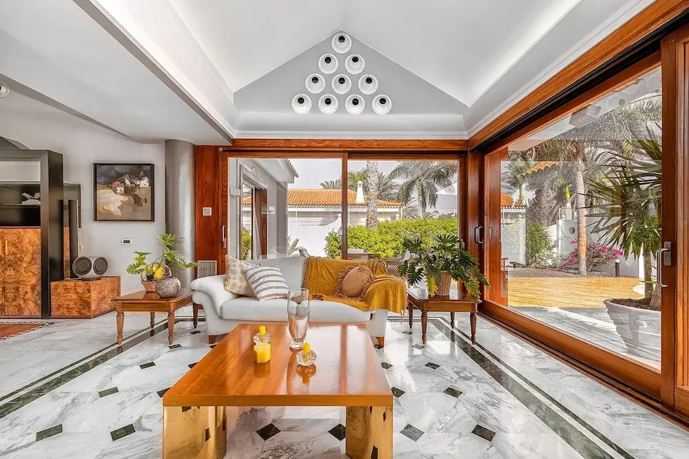 Bungalow in Maspalomas Near Golf & Beach