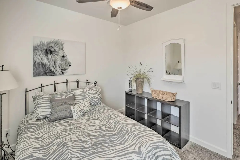 Idyllic Kingman Retreat With Yard - Near Hiking