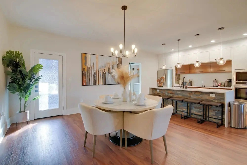 Walk to Fedex Forum! Luxe Townhome w/ Rooftop Deck