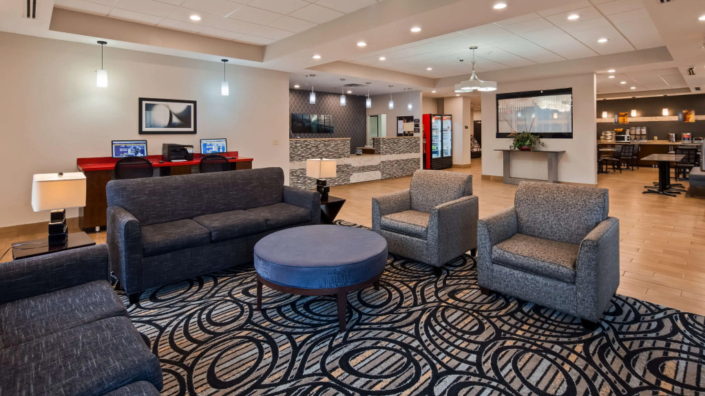 Best Western Plus Sunrise Inn