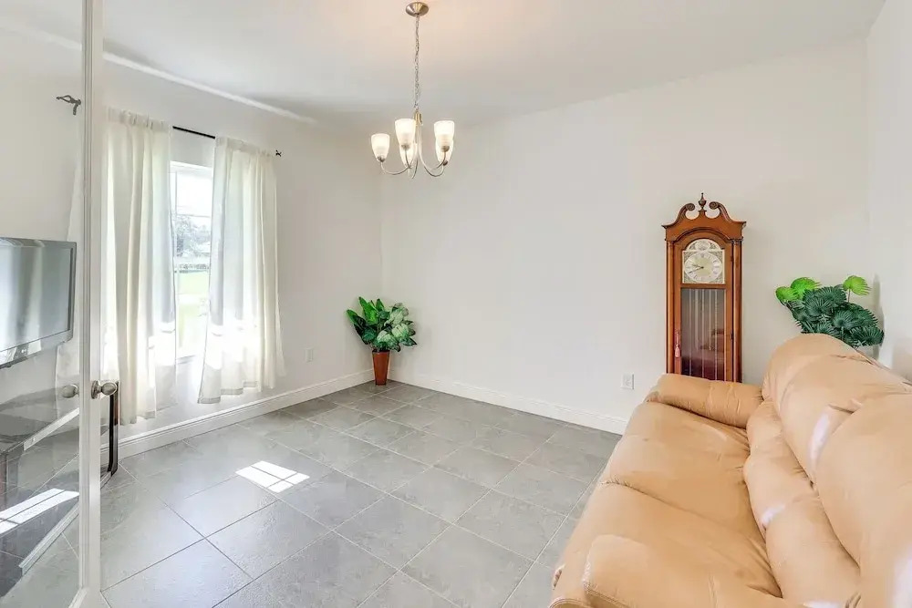 2 Mi to Golf! Punta Gorda Gem w/ Pet-friendly Yard