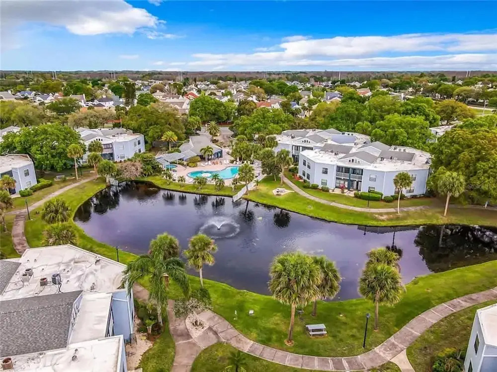 Upstay 2BR Family Condo Ventura Golf Country Club