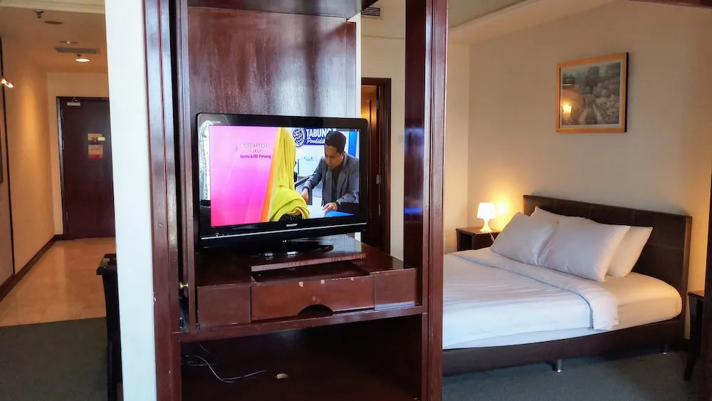 Suites at TimesSquare by Plush
