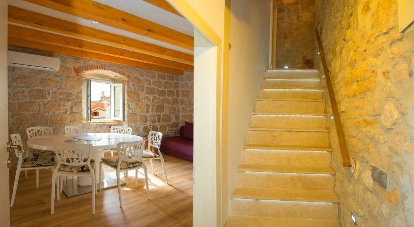 Veli Varos Apartments